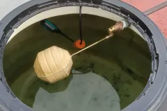 Una-cisterna-limpio-recien-lavado-en-playa-del-carmen