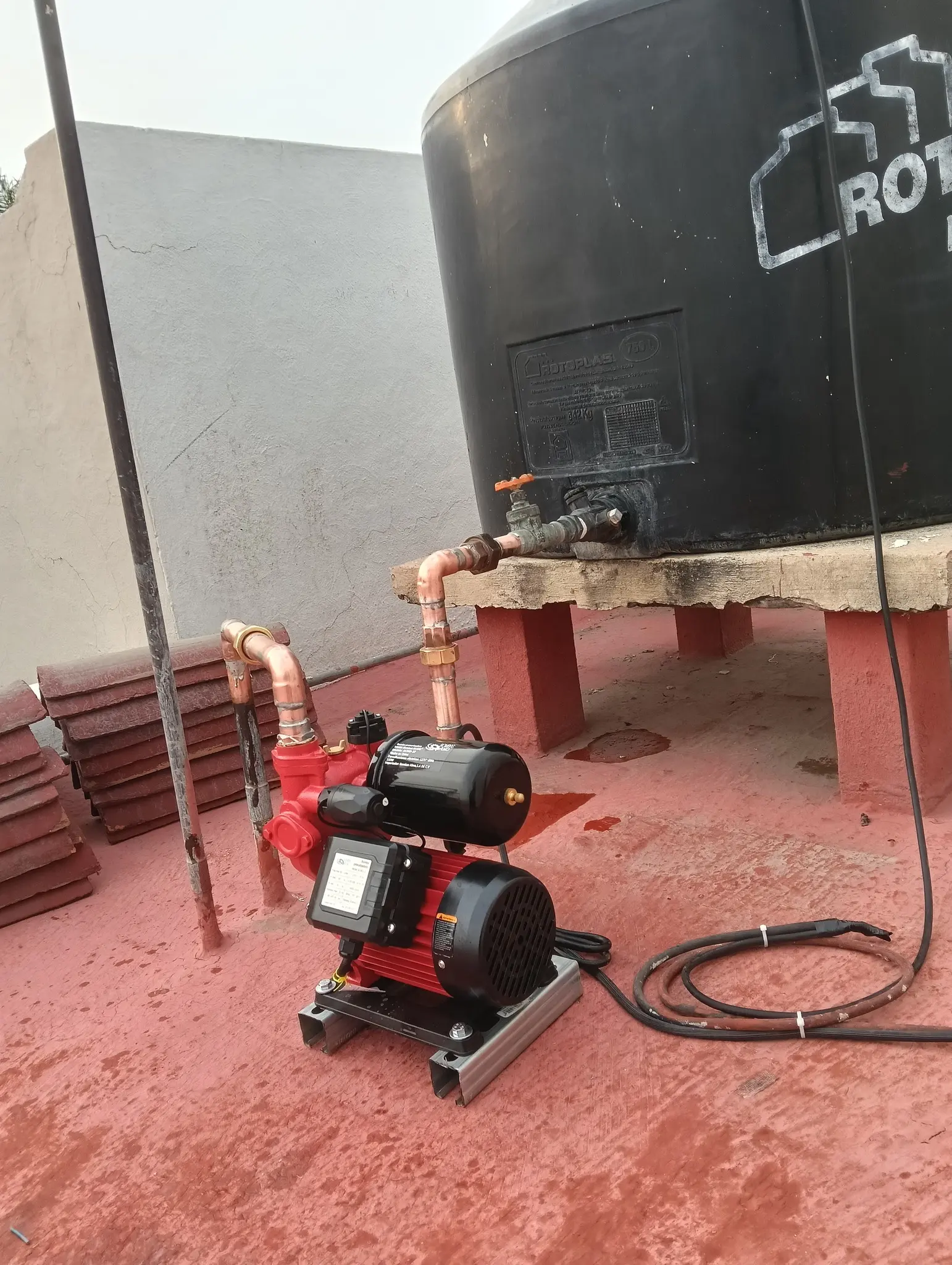 Limpieza profunda de tinacos y cisternas con hidrolavado profesional en Chetumal
